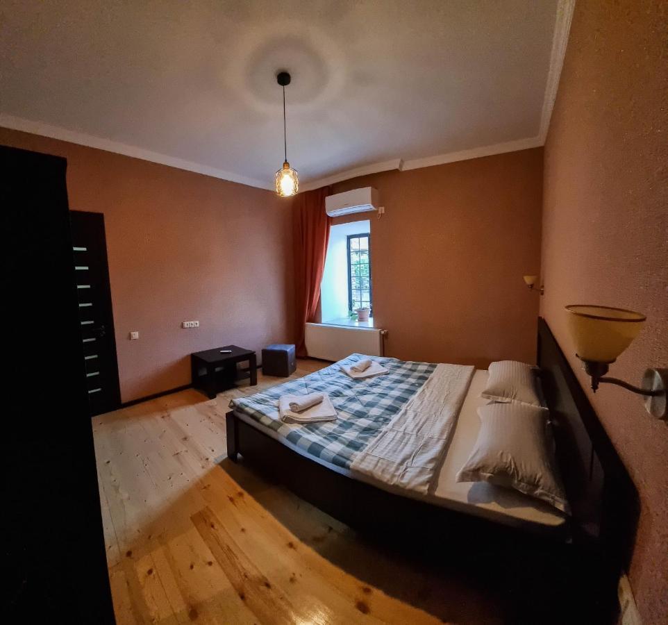 Varga Qwareli Exterior foto
